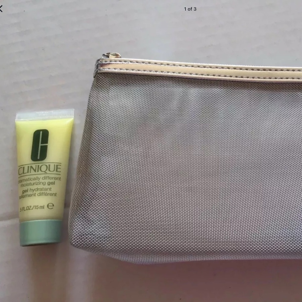 NEW CLINIQUE Dramatically Different Moisturizing Gel Travel .5 oz/15 ml Free Bag